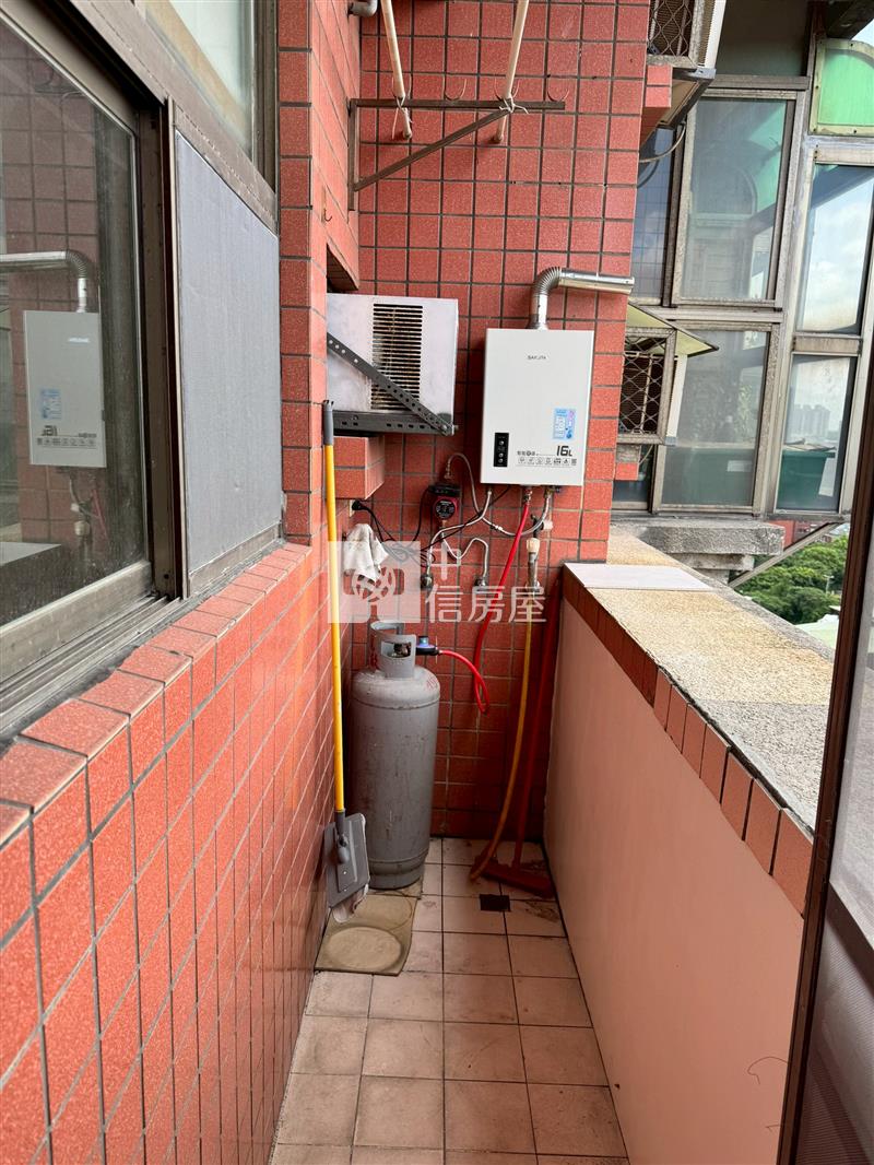 第一佳三房樓中樓房屋室內格局與周邊環境