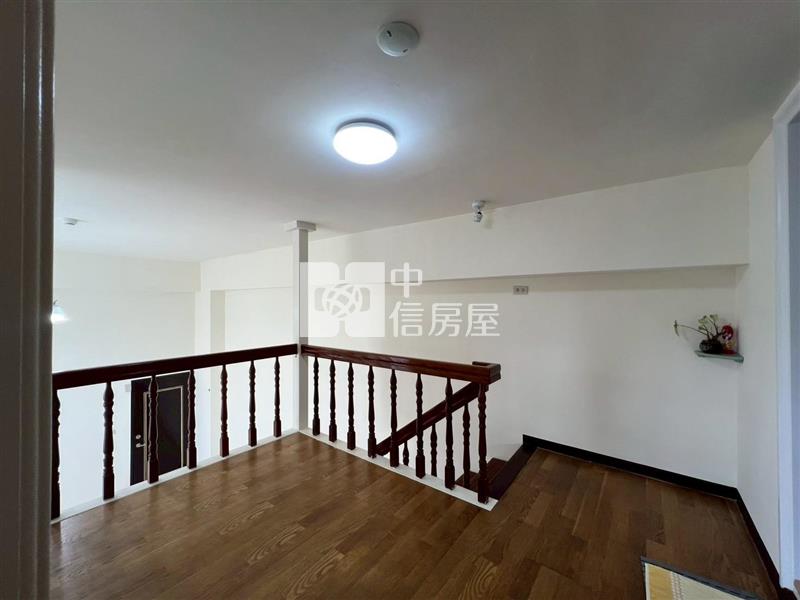 第一佳三房樓中樓房屋室內格局與周邊環境