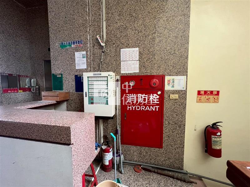 第一佳三房樓中樓房屋室內格局與周邊環境