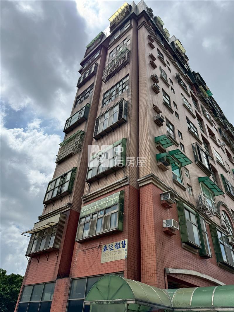 第一佳三房樓中樓房屋室內格局與周邊環境
