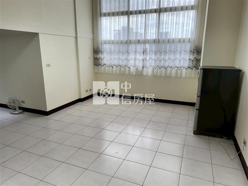 第一佳三房樓中樓房屋室內格局與周邊環境