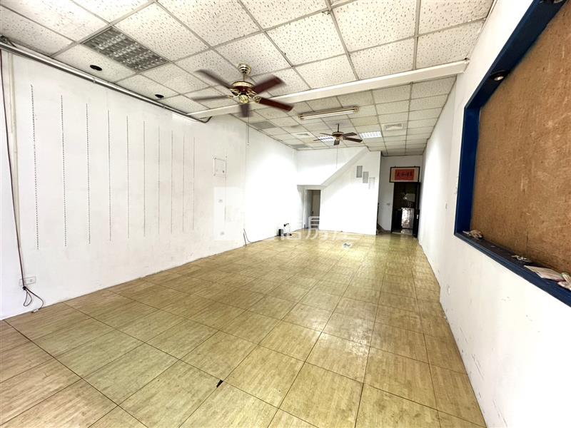 G7站旁正10米路透店房屋室內格局與周邊環境