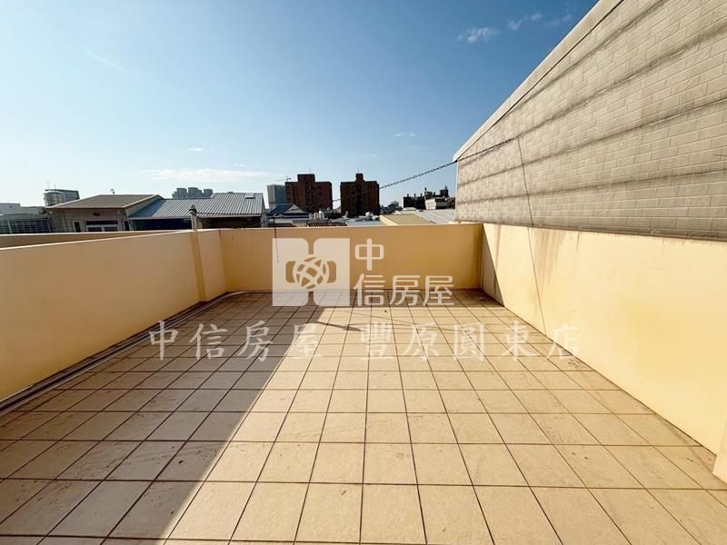 ㊣36米外環店面房屋室內格局與周邊環境