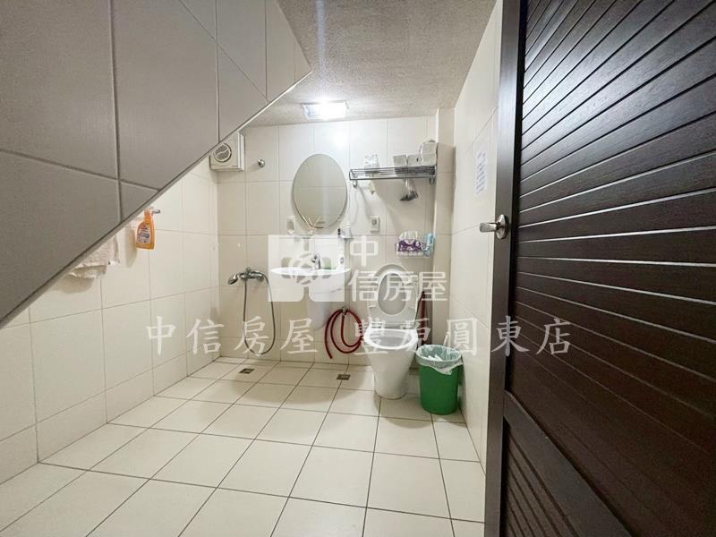 ㊣36米外環店面房屋室內格局與周邊環境