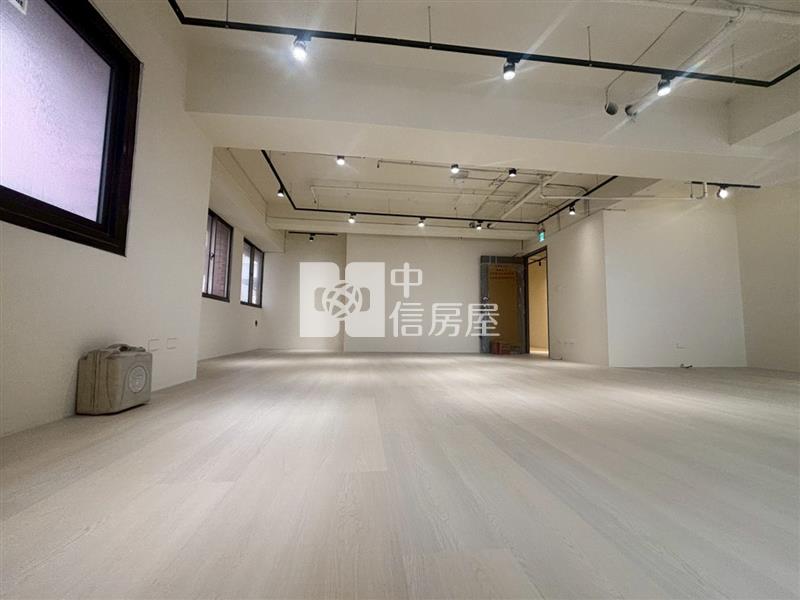 親親戲院旁超大巨型商辦房屋室內格局與周邊環境