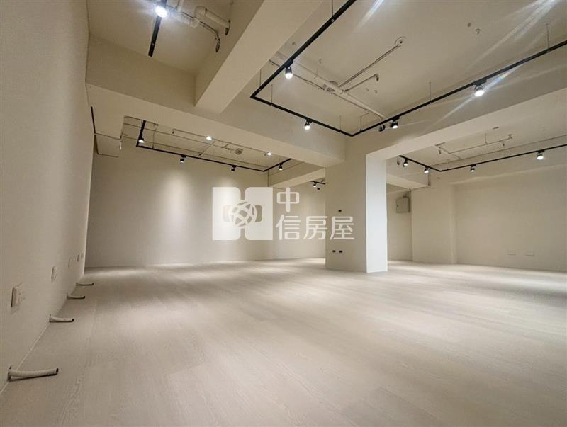 親親戲院旁超大巨型商辦房屋室內格局與周邊環境