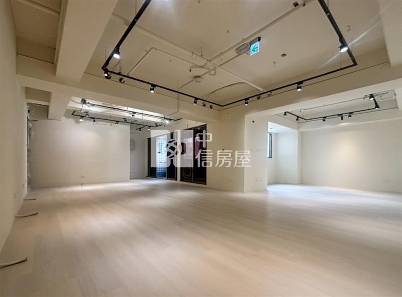 親親戲院旁超大巨型商辦房屋室內格局與周邊環境