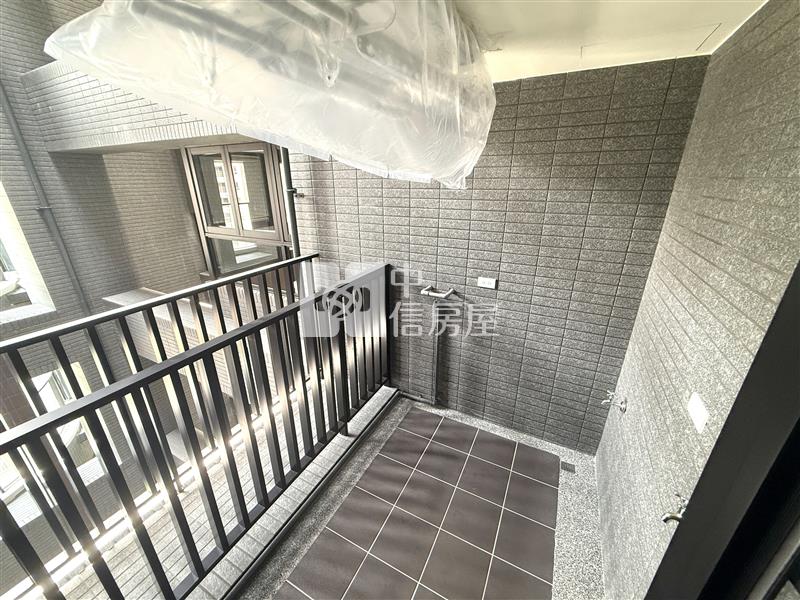 富宇藏富|全新未住高樓層三房B1平車房屋室內格局與周邊環境