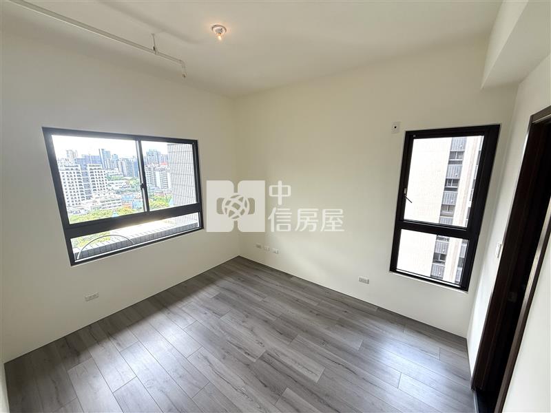富宇藏富|全新未住高樓層三房B1平車房屋室內格局與周邊環境