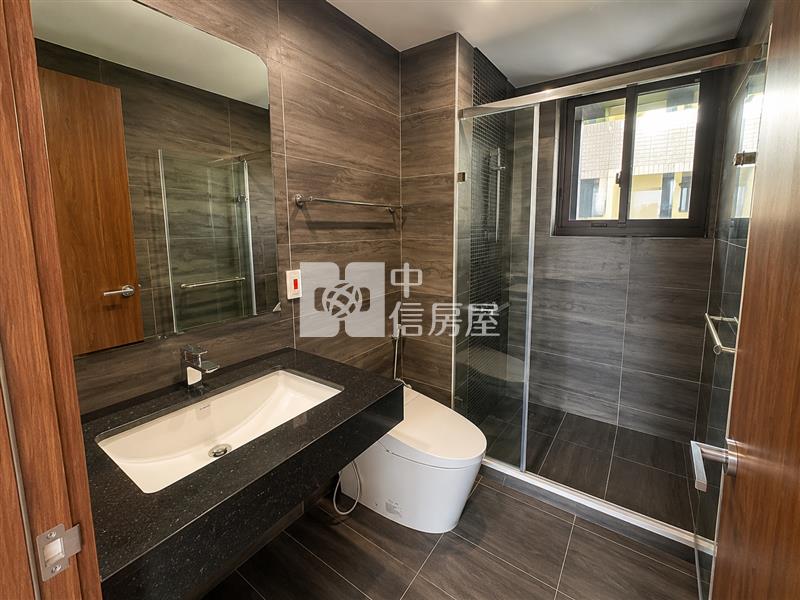富宇藏富|全新未住高樓層三房B1平車房屋室內格局與周邊環境