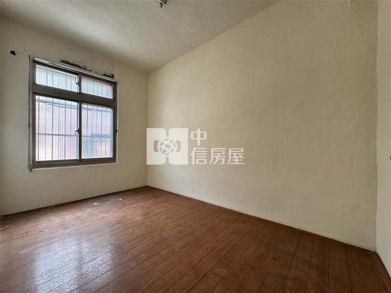 龍潭北龍交流道透天店面房屋室內格局與周邊環境