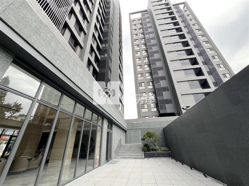 內壢昭揚大耀全新大坪數三房+雙車位房屋室內格局與周邊環境