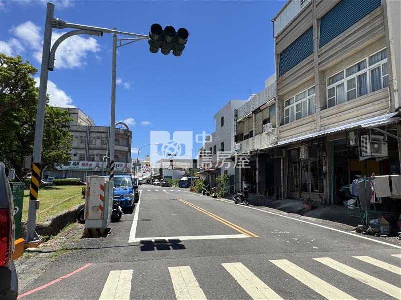 恆春城北店面吉地-泰山十八甲店房屋室內格局與周邊環境
