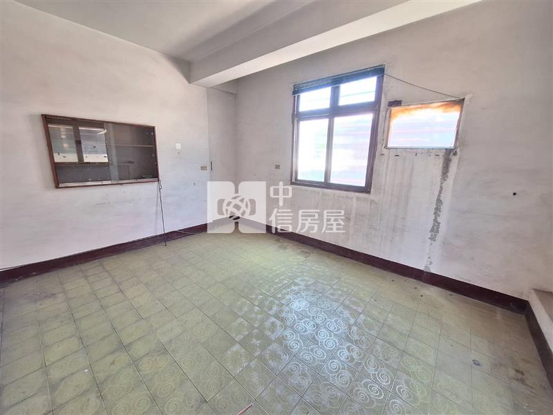 彰化員林僑信國小旁透天房屋室內格局與周邊環境