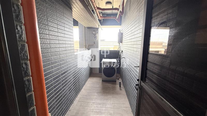 【神馬】客運園區-英堡日朗雙面採光三房車房屋室內格局與周邊環境