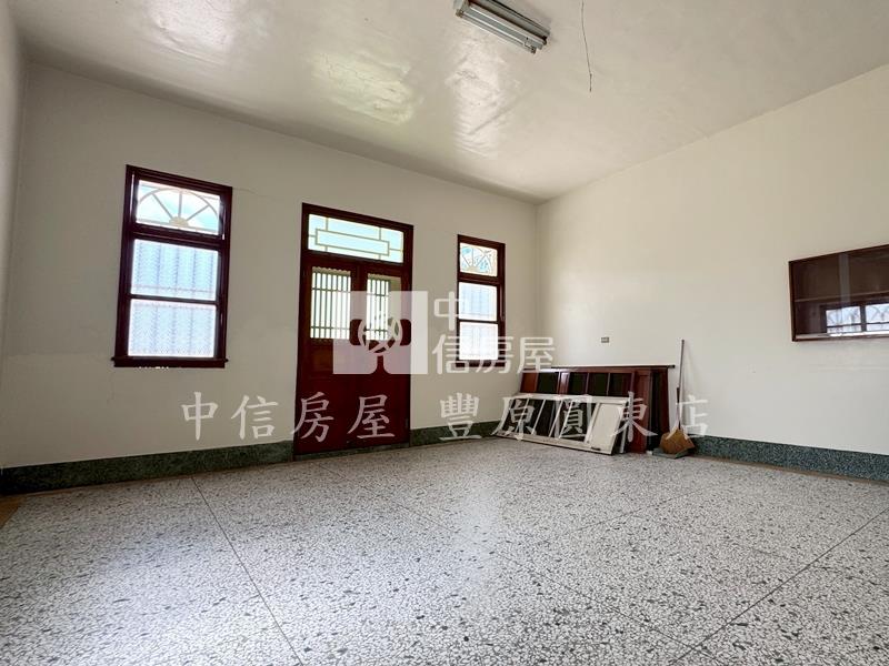 南陽養生別墅房屋室內格局與周邊環境