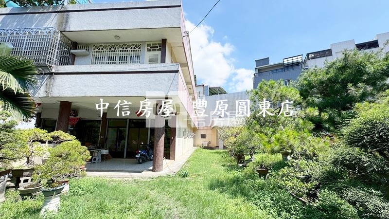 南陽養生別墅房屋室內格局與周邊環境