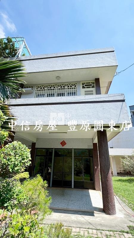南陽養生別墅房屋室內格局與周邊環境