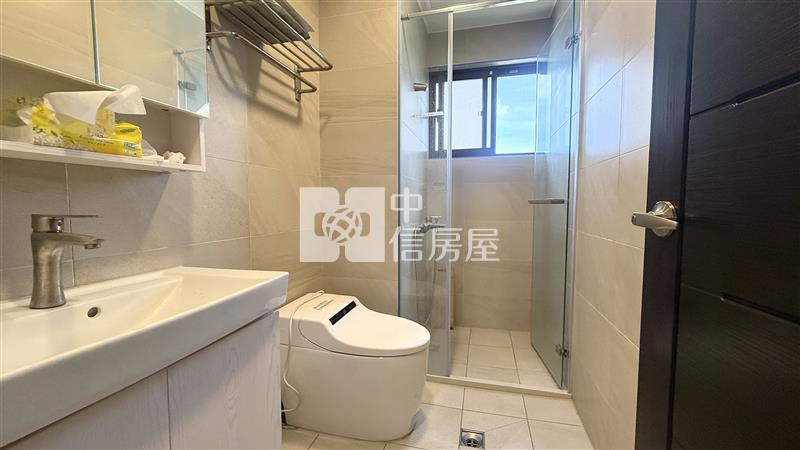 【神馬】客運園區-英堡日朗雙面採光大2房房屋室內格局與周邊環境
