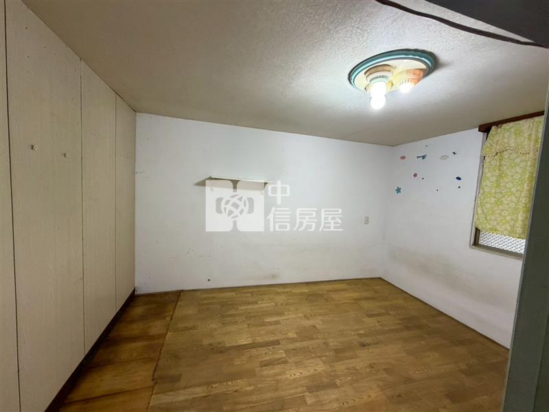 崙坪大面寬透天房屋室內格局與周邊環境