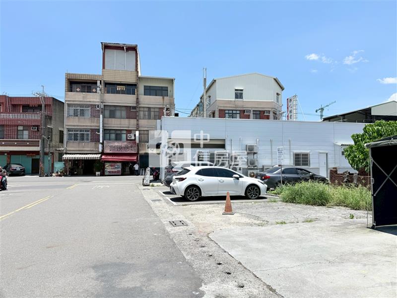 新化長青街24坪建地房屋室內格局與周邊環境