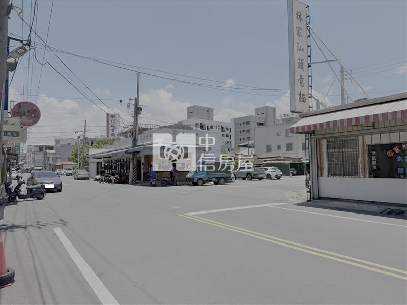新化長青街24坪建地房屋室內格局與周邊環境