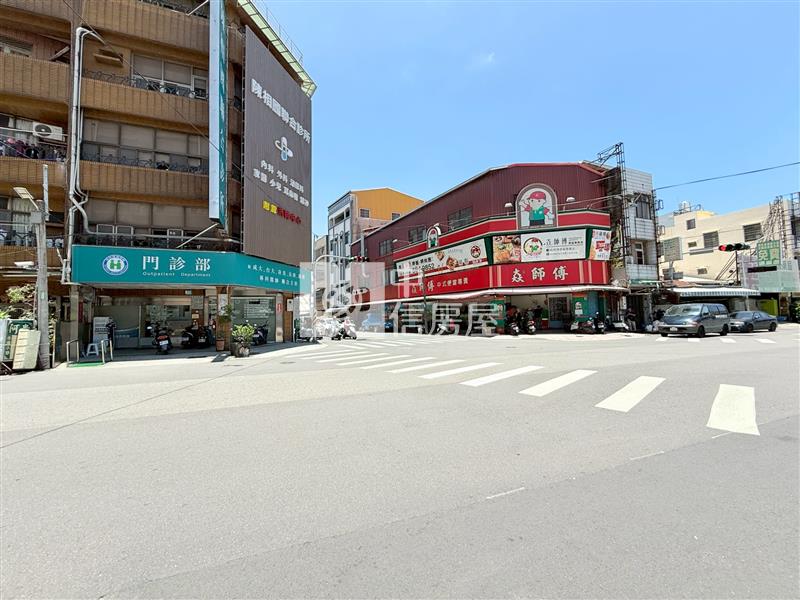 新化長青街24坪建地房屋室內格局與周邊環境