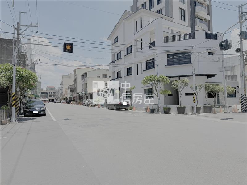 新化長青街24坪建地房屋室內格局與周邊環境