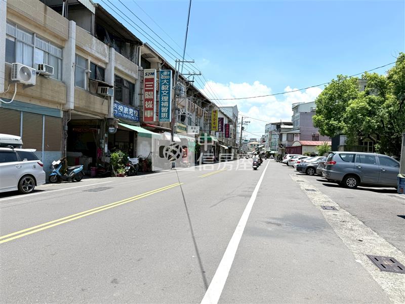 新化長青街24坪建地房屋室內格局與周邊環境