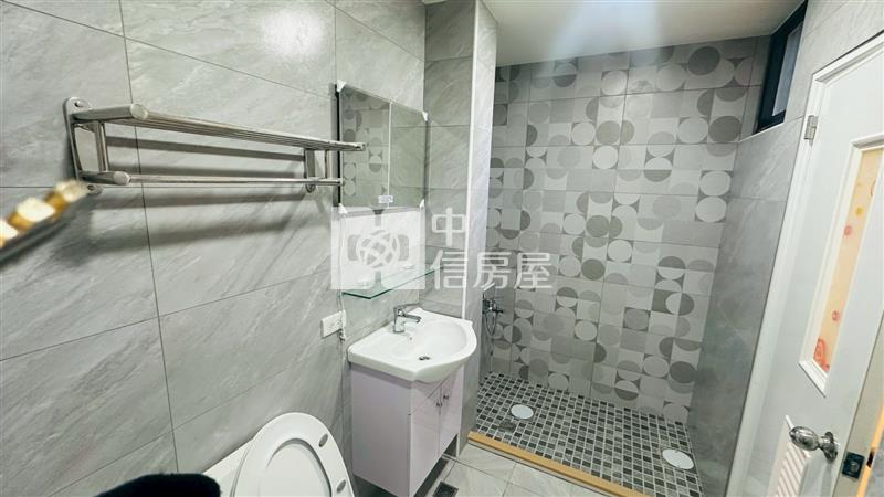 ▲暖暖高中旁一樓房屋室內格局與周邊環境