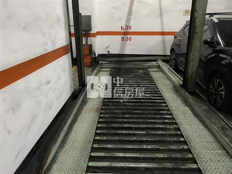 工學商圈前後陽台三房休旅車位房屋室內格局與周邊環境