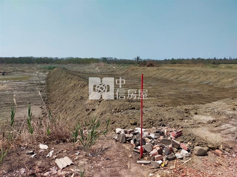 七股工業城旁.大面積漁塭地房屋室內格局與周邊環境