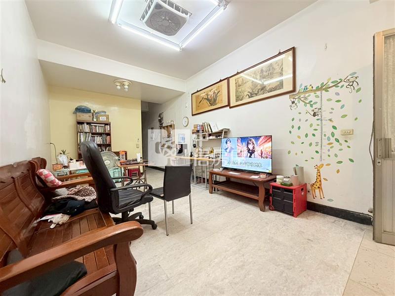 大里國稅局旁1樓美寓房屋室內格局與周邊環境
