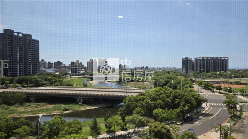 青埔A18面河兩房+車位房屋室內格局與周邊環境