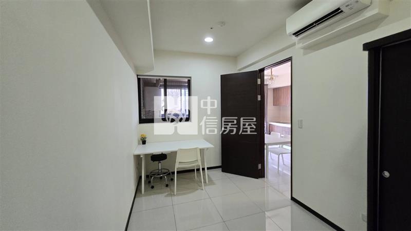 青埔A18面河兩房+車位房屋室內格局與周邊環境