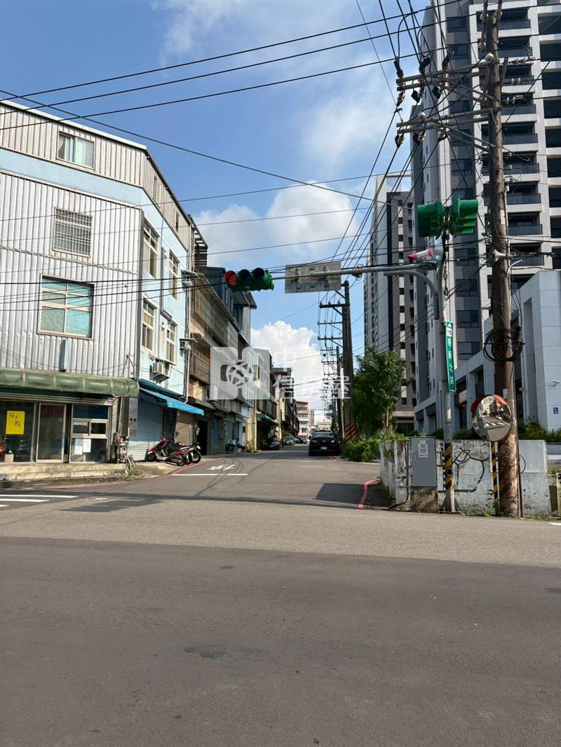 楊梅火車站旁建地1房屋室內格局與周邊環境