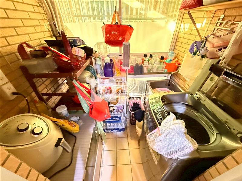 震後大里二期大明商圈三房雙平車房屋室內格局與周邊環境