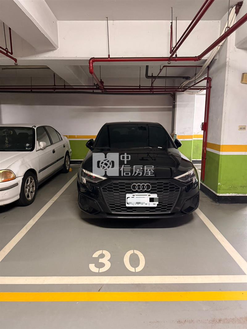 震後大里二期大明商圈三房雙平車房屋室內格局與周邊環境