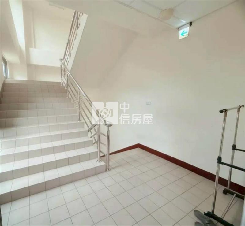 大林大埔美工業區8年黃金廠辦房屋室內格局與周邊環境