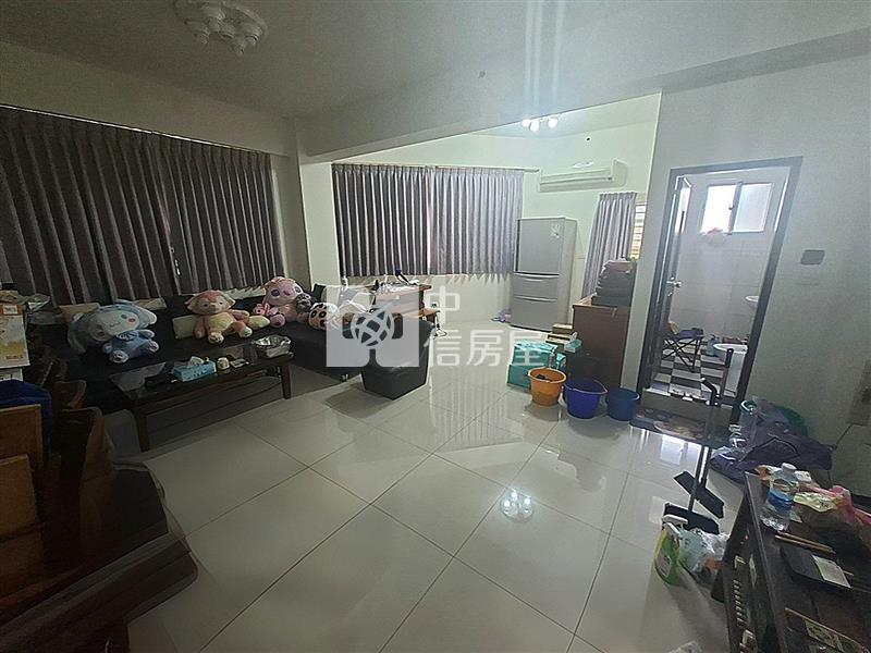竹南功明街住店房屋室內格局與周邊環境