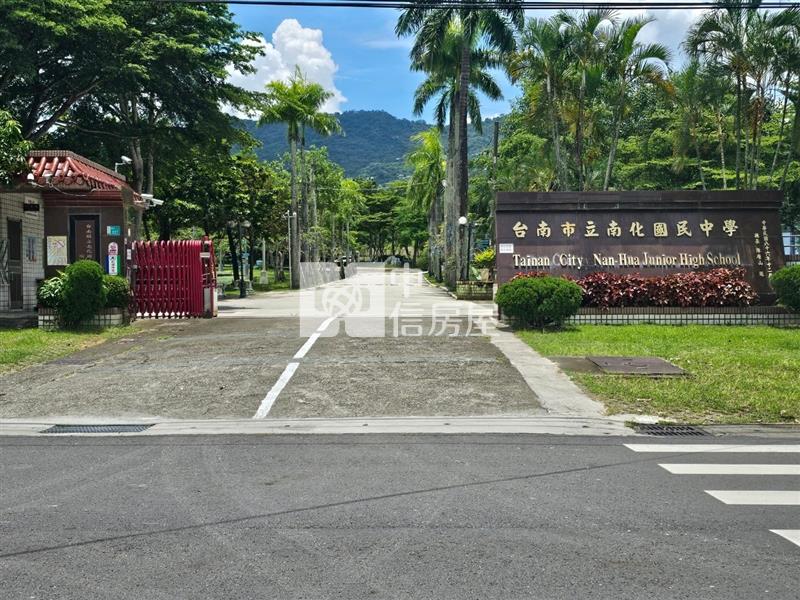 南化國中旁超值山坡地房屋室內格局與周邊環境