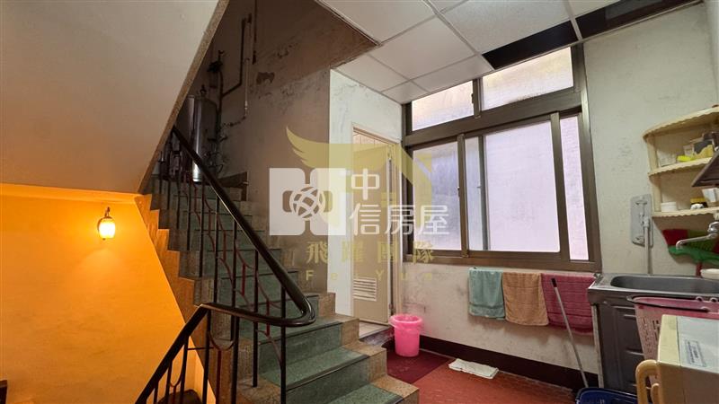 復旦國小旁 大面寬透天厝｜近學區｜近交流道｜天然瓦斯房屋室內格局與周邊環境