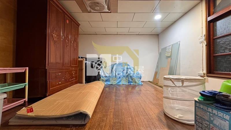 復旦國小旁 大面寬透天厝｜近學區｜近交流道｜天然瓦斯房屋室內格局與周邊環境