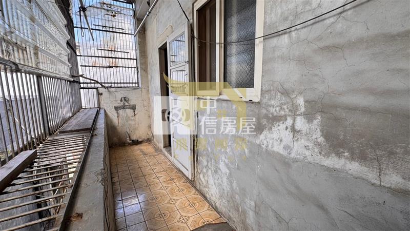 復旦國小旁 大面寬透天厝｜近學區｜近交流道｜天然瓦斯房屋室內格局與周邊環境