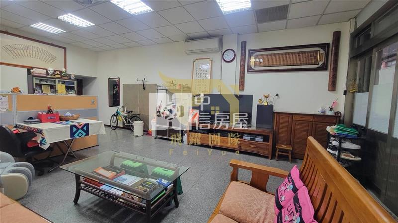 復旦國小旁 大面寬透天厝｜近學區｜近交流道｜天然瓦斯房屋室內格局與周邊環境