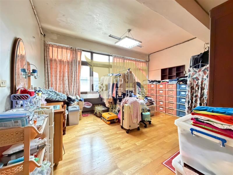 復旦國小旁 大面寬透天厝｜近學區｜近交流道｜天然瓦斯房屋室內格局與周邊環境