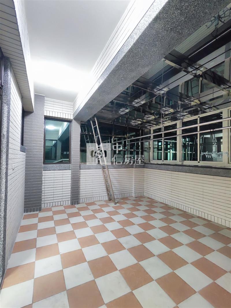 (專)楊梅市區旁雙車位電梯別墅房屋室內格局與周邊環境