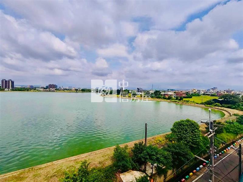 近青埔大園中西路二段前院停車湖景透天房屋室內格局與周邊環境
