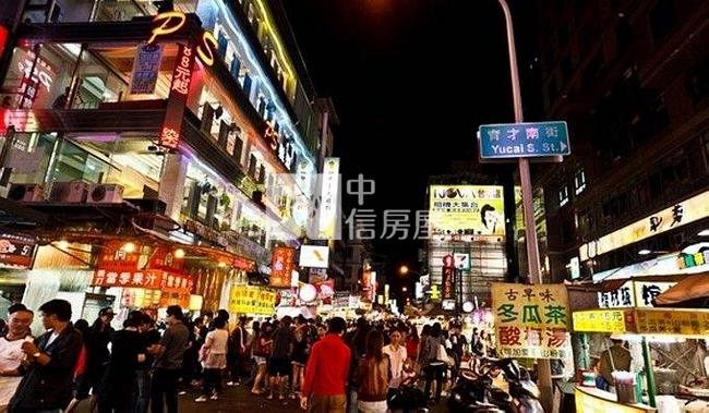 一中正太平路熱鬧透店(專任)房屋室內格局與周邊環境