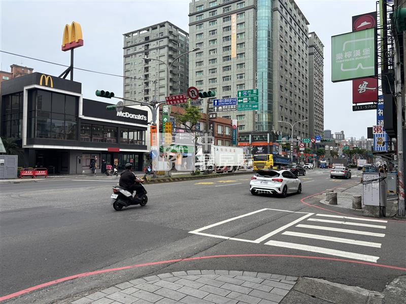 南崁市區建地房屋室內格局與周邊環境